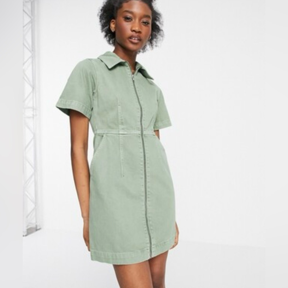 Topshop Clean Front Zip Denim Mini Shirtdress Dress in Light Olive Green Size 4